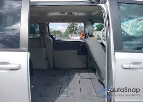 2010 Dodge Grand Caravan Sxt from USA, damaged, VIN 2D4RN5D17AR302355